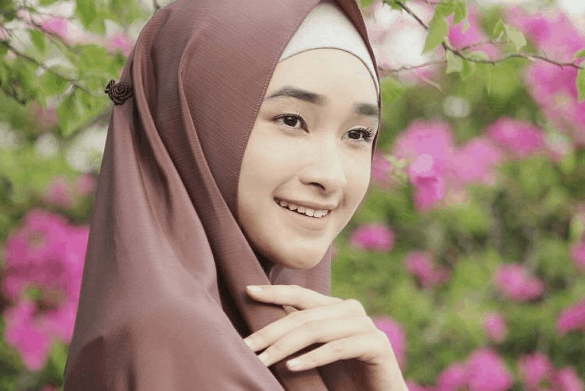 Kain Hijab Adem Modis