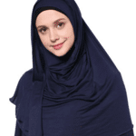 4 Bahan Hijab yang Perlu Dihindari di Musim Panas