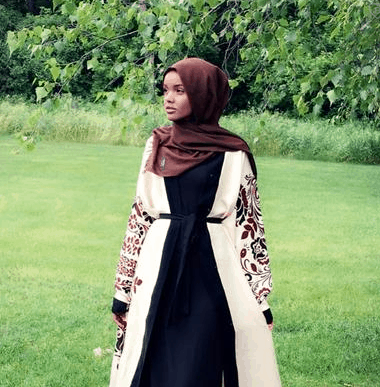 Trik Padupadan Hijab Mocca Bikin Wajah Bersinar