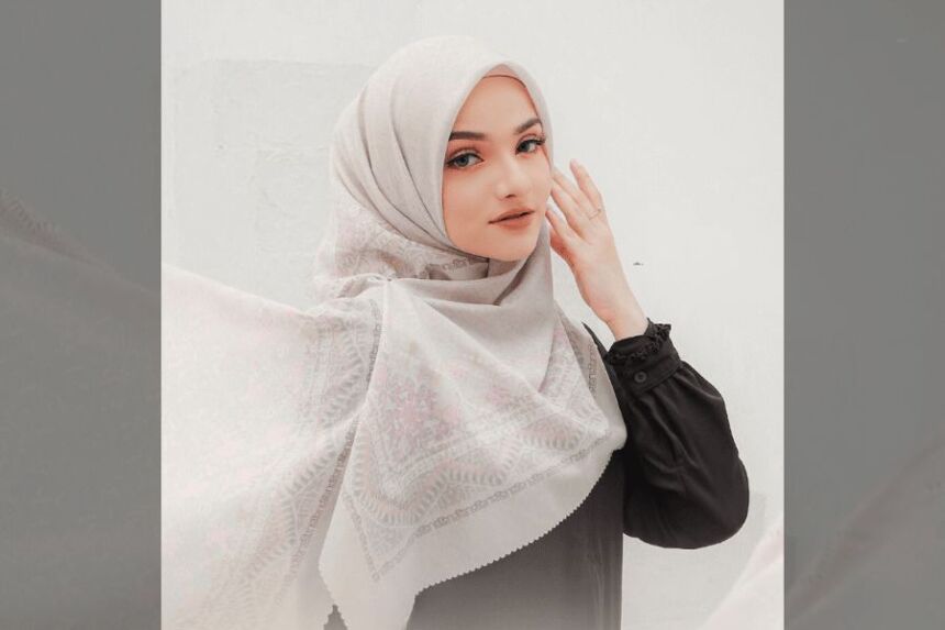 Tren Fashion Hijab Motif: Gaya Hijab yang Elegan & Stylish